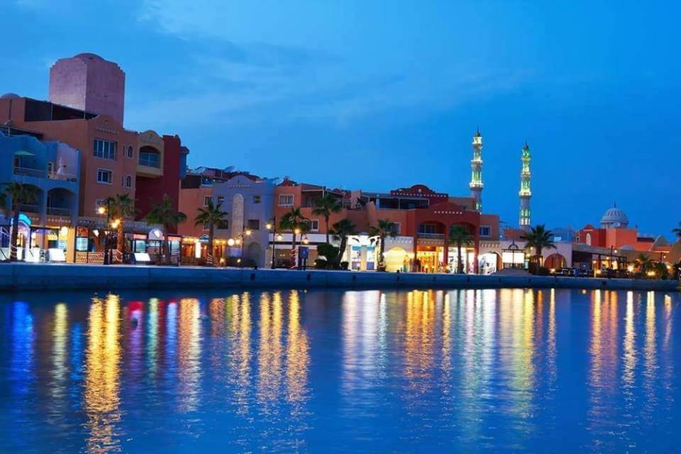 Апартаменти New Marina Heart Of